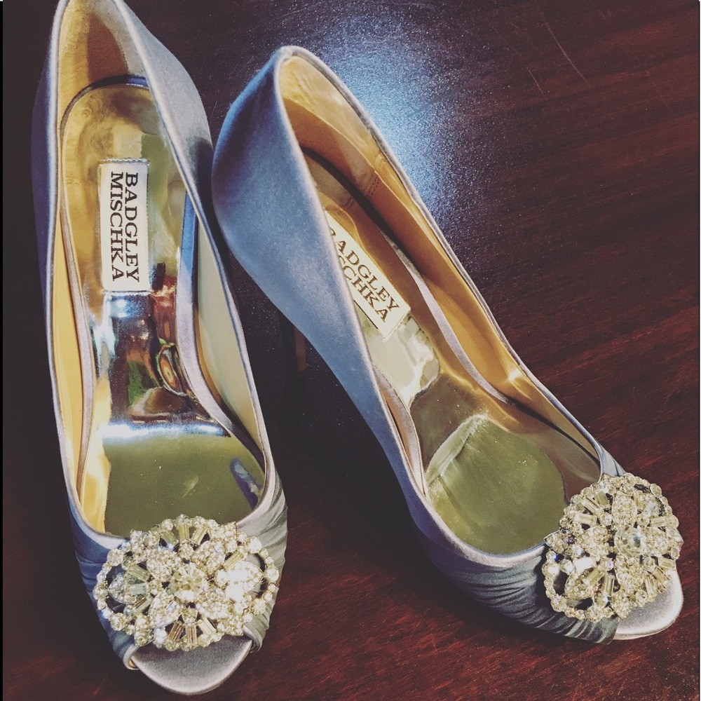 Badgley Mischka Desi peep toe pump (igdi)