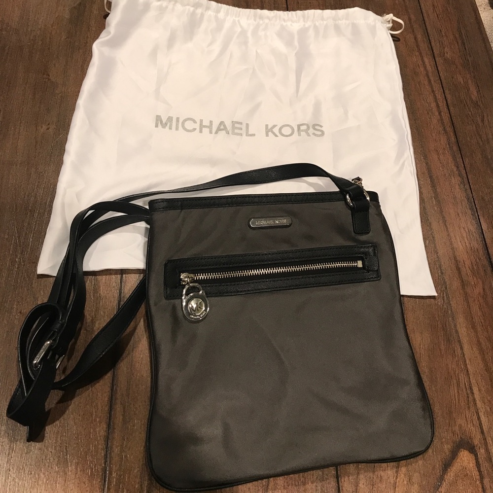 Michael Kors Crossbody