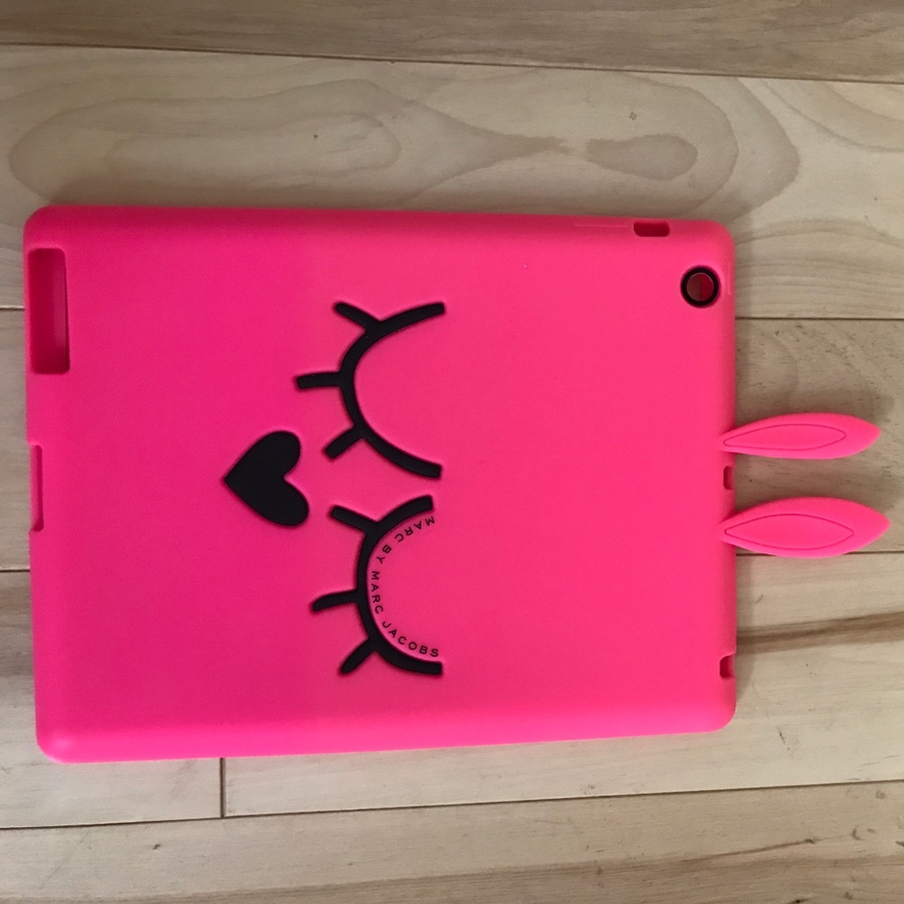 iPad accessory bundle - Picture 2 of 3