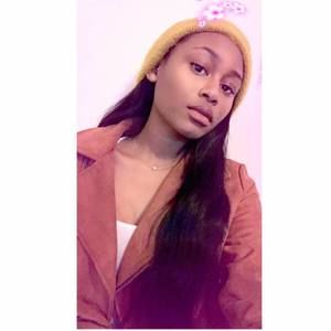 Meet your Posher, Alexus