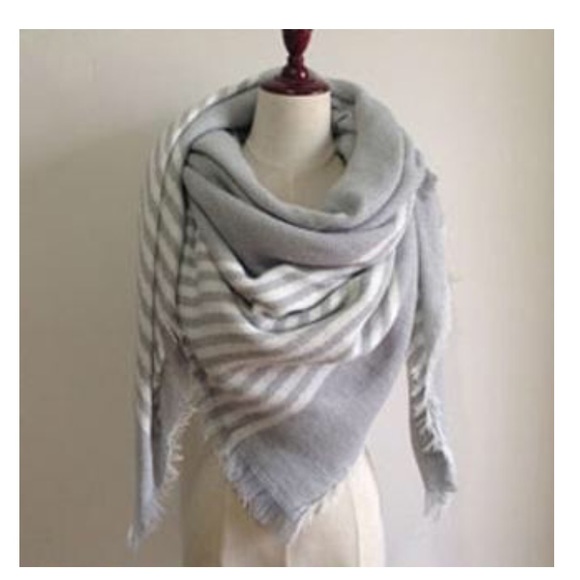 Grey stripe chic blanket scarf - Picture 2 of 6