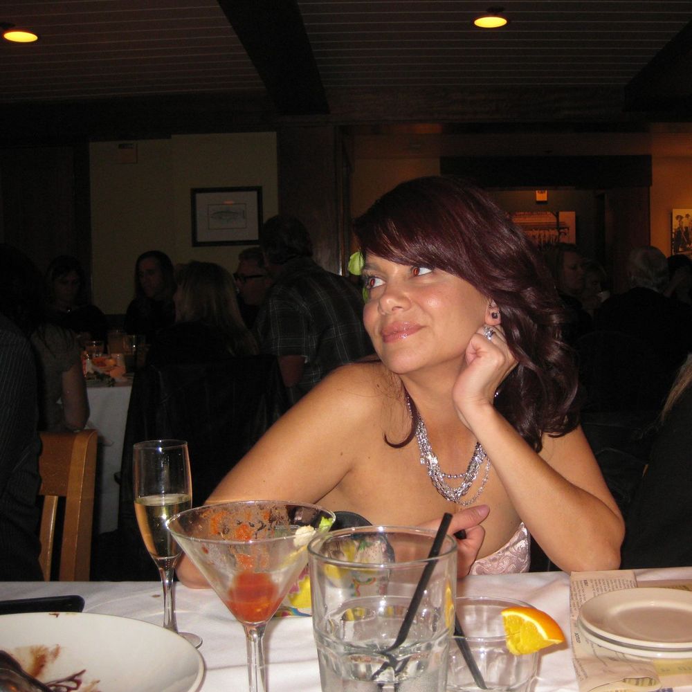 Meet your Posher, Monica