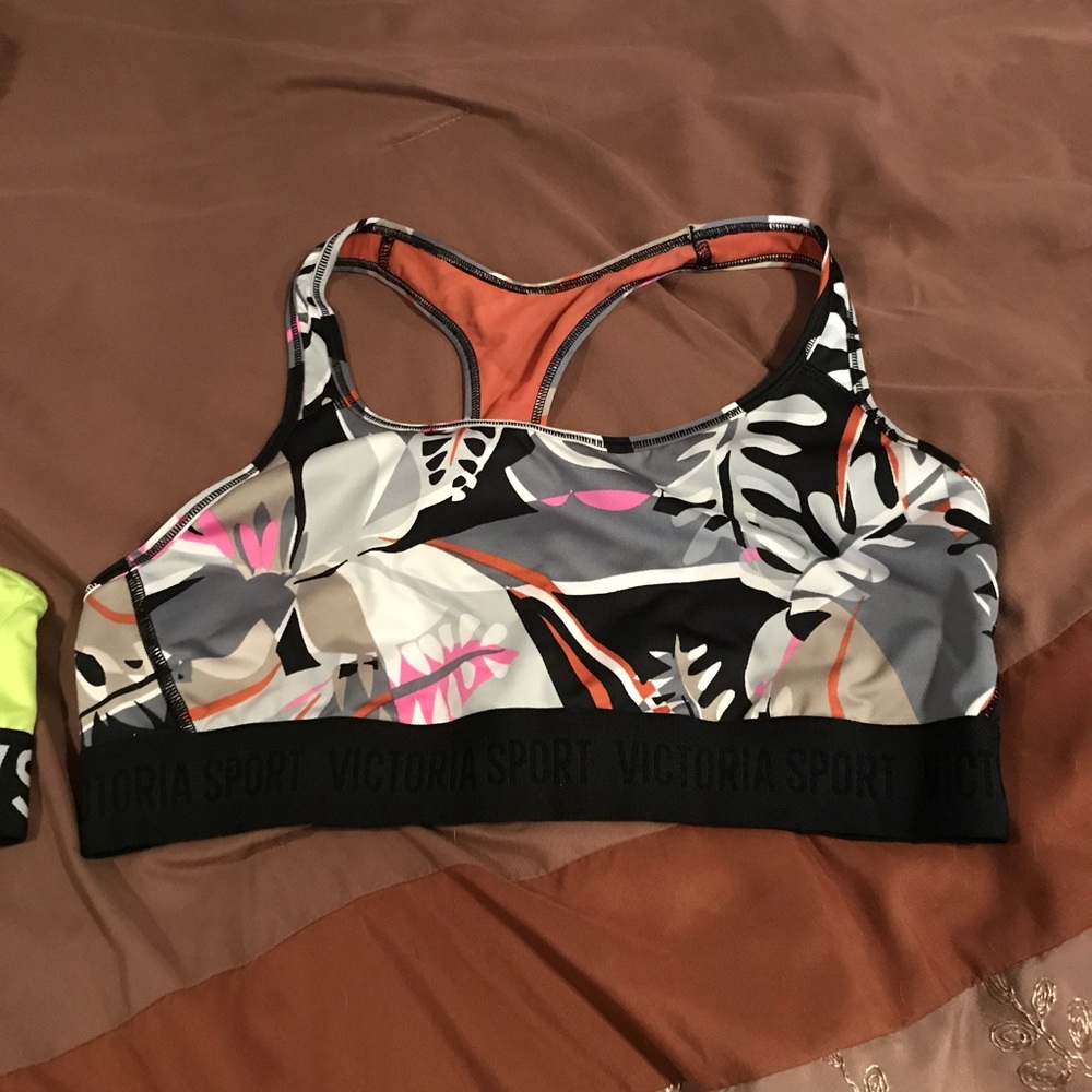 Victoria secret sports bra