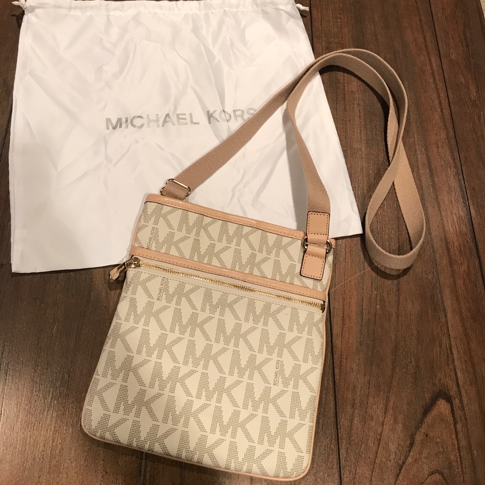 Michael Kors Crossbody