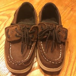 Dark brown Sperrys