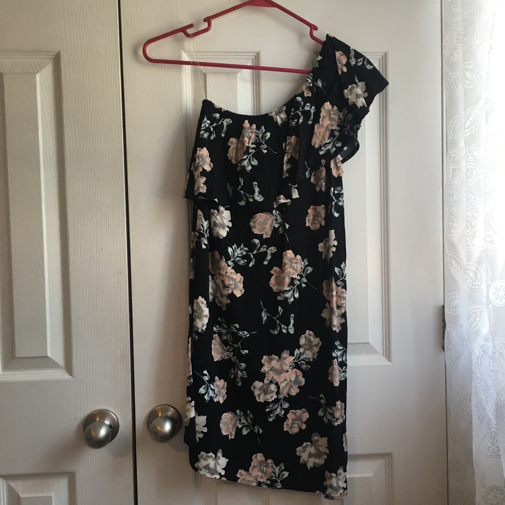 One shoulder floral dress