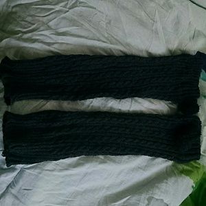 Dark grey leg warmers