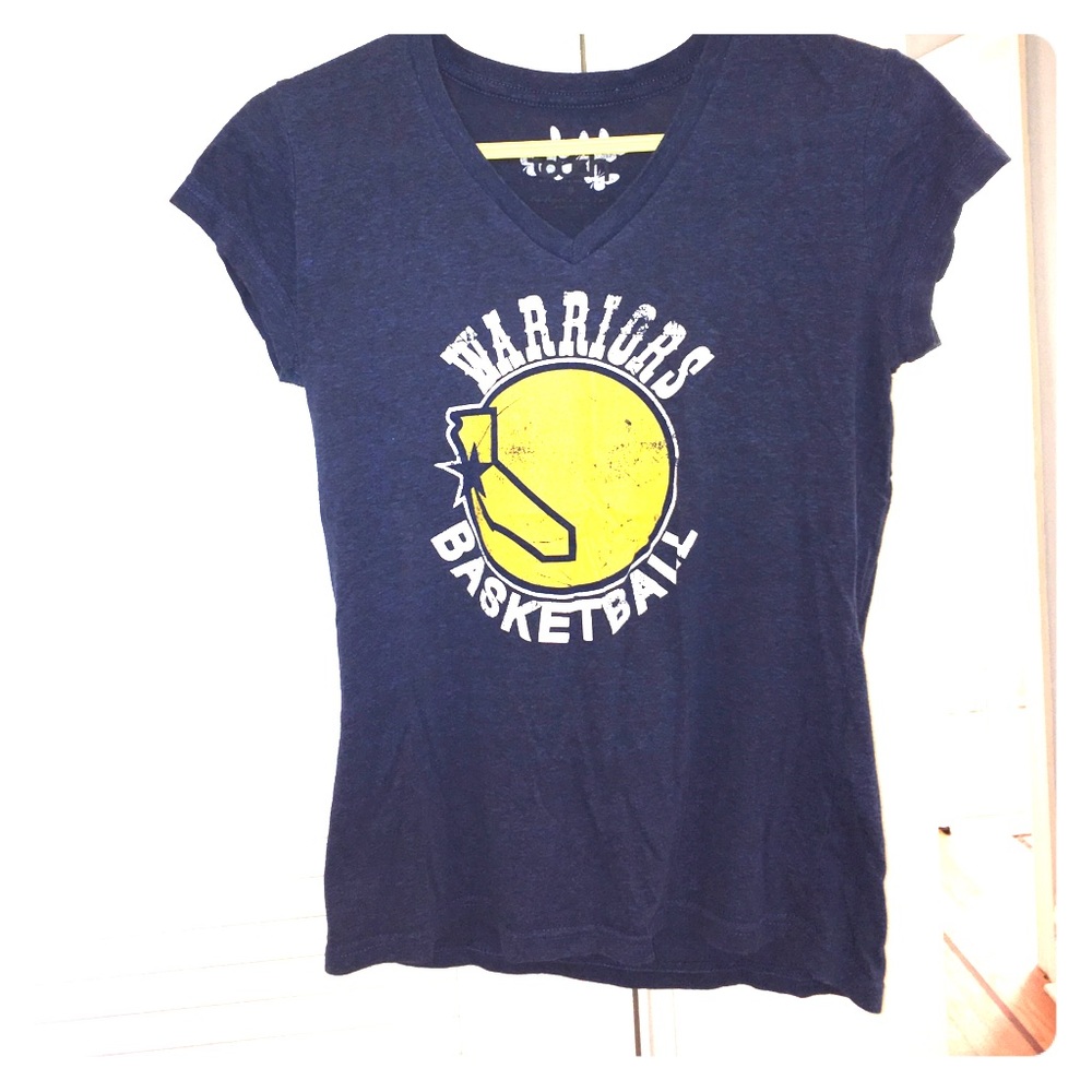 CUTE WARRIORS BASKETBALL V NECK