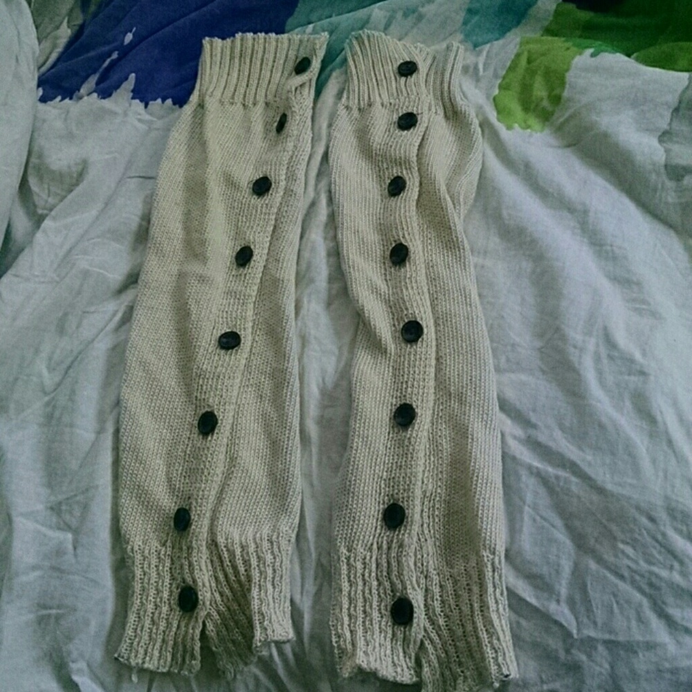 Ivory leg warmers with buttons