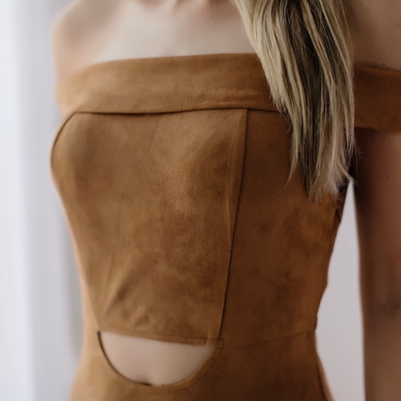 SoldOut11thStreet - Picture 5 of 6