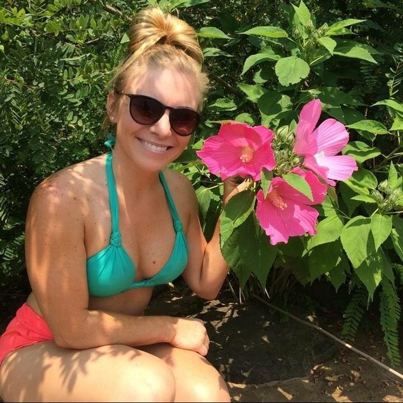 Meet your Posher, Liza - Picture 5 of 7