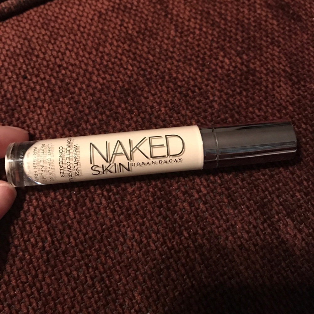 Urban Decay Naked Skin concealer