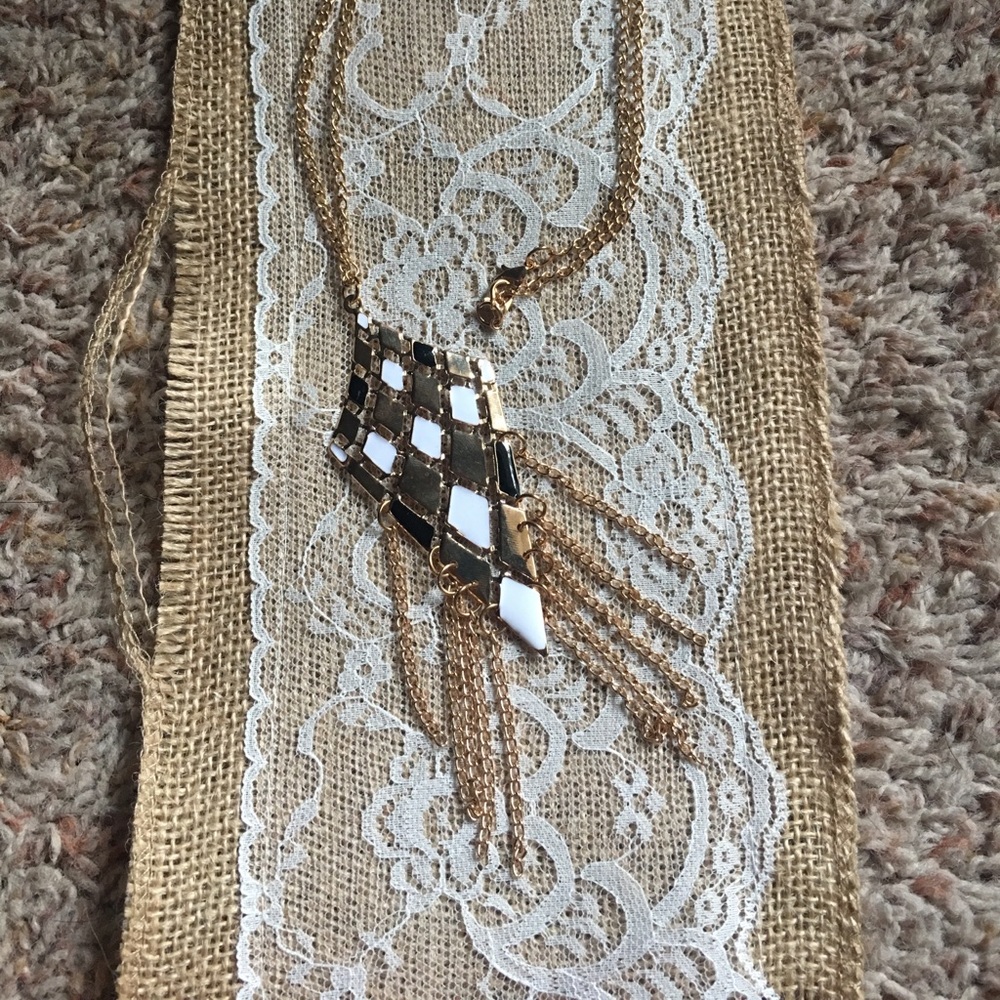 Cute black white and gold necklace!