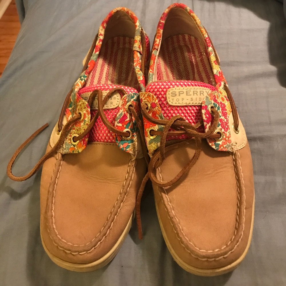 Sperry top sided size 7