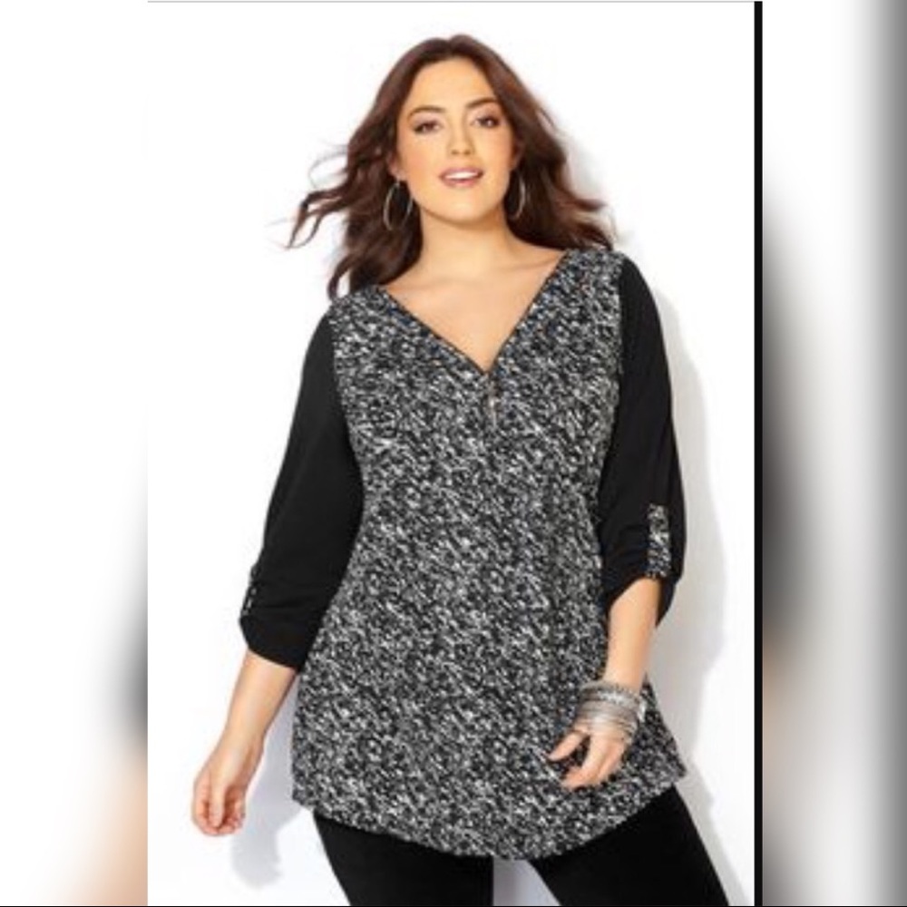 ‼️SOLD‼️ PLUS SIZE ZIP NECK ASYMETRIC TUNIC