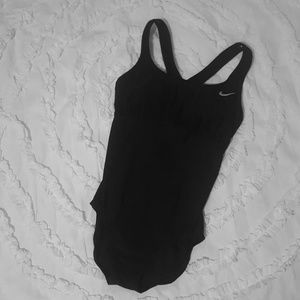 NWOT NIKE one-piece training swimsuit