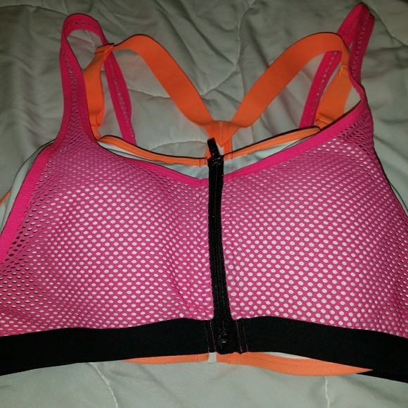 Victoria's Secret Other - VS Sports Bra