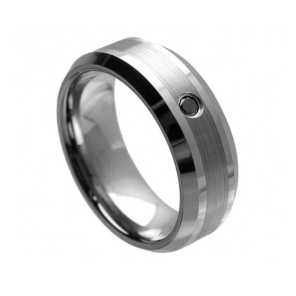 Tungsten ring with brushed design and black dia