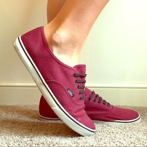Maroon / Red Authentic Lo Pro Vans