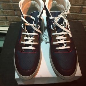 Authentic excellent condition