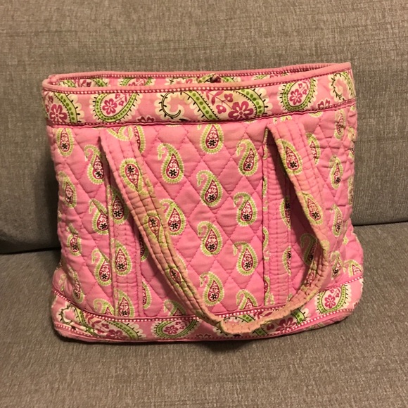 Retired Vera Bradley Pattern Purse! - Picture 2 of 3