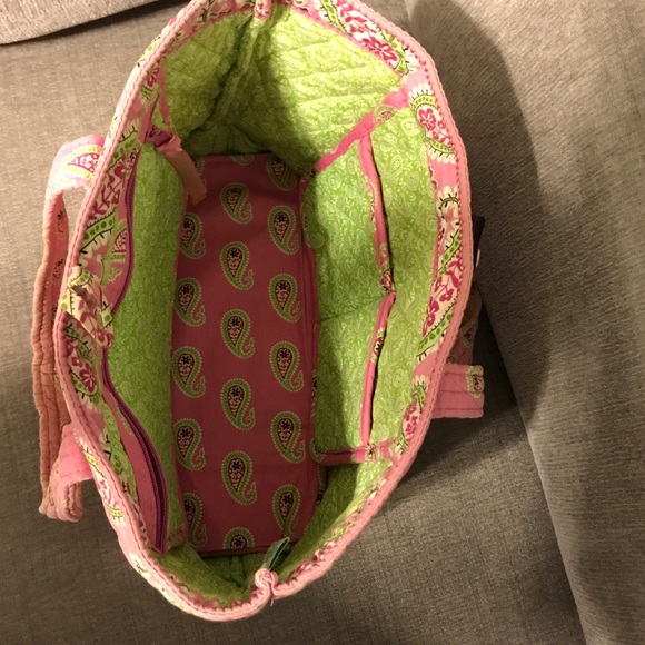 Retired Vera Bradley Pattern Purse! - Picture 3 of 3
