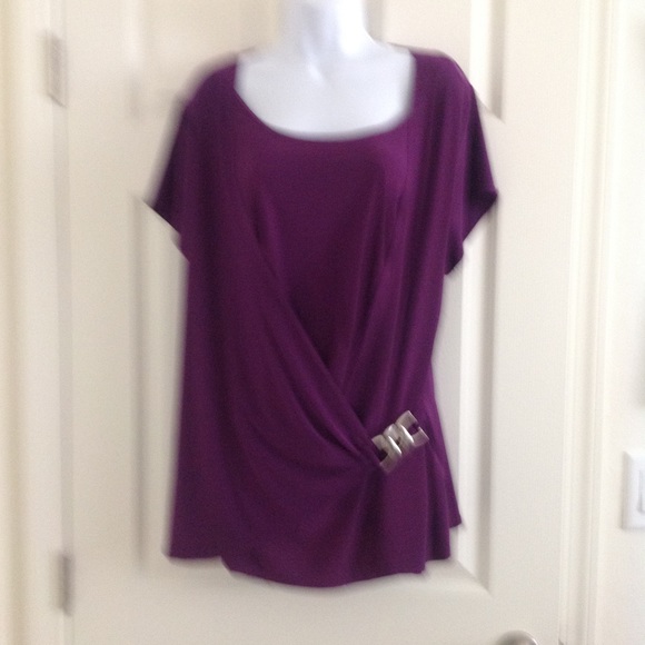 Blouse - Picture 2 of 3