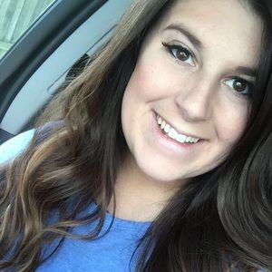 Meet your Posher, Melanie