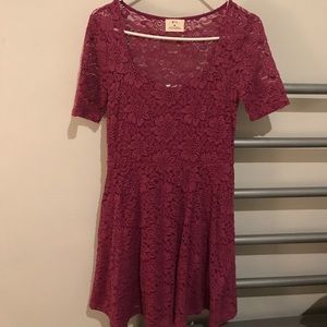 Short sleeved lace magenta mini dress