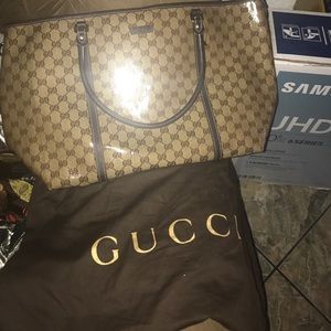 Real Gucci new in the store. 1800