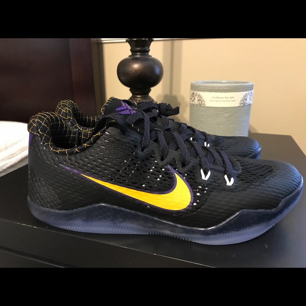 nike kobe shoes
