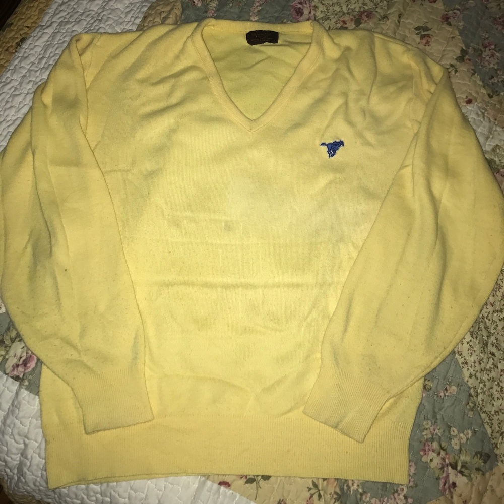 Wrangler V neck
