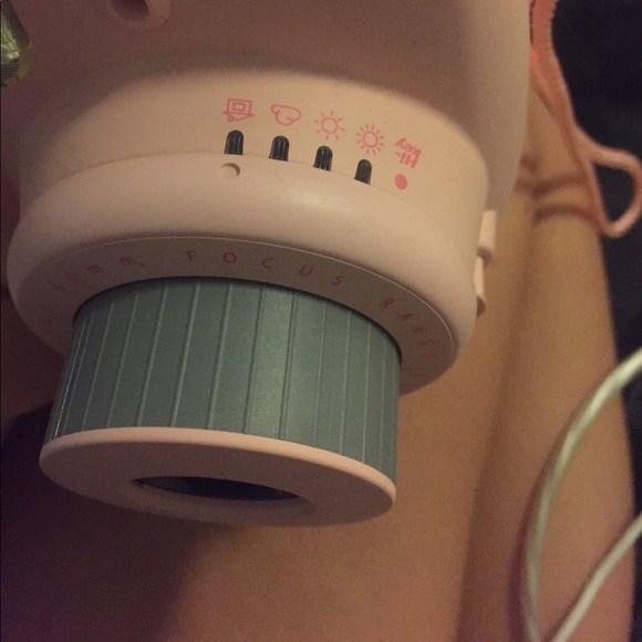 Pink Polaroid camera - Picture 3 of 5