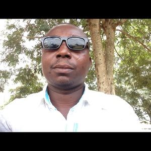 Meet your Posher, Akosua