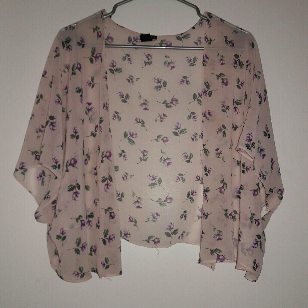 LIGHT PINK FLORAL BLOUSE
