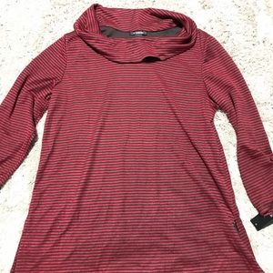 Cowl neck 3/4 sleeve top