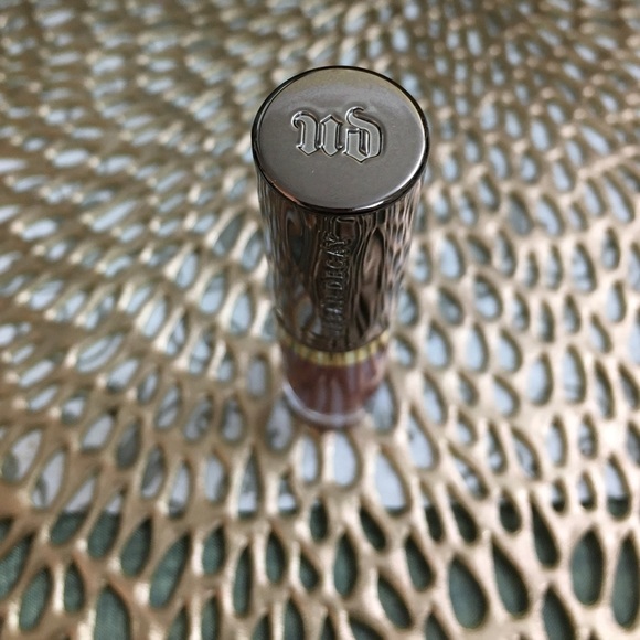 Urban Decay Vice Liquid Lipstick in Amulet 0.75 mL - Picture 3 of 8