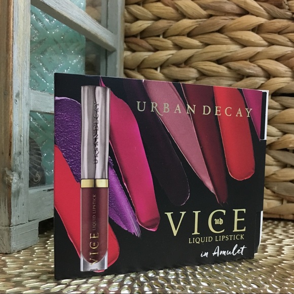 Urban Decay Vice Liquid Lipstick in Amulet 0.75 mL - Picture 7 of 8