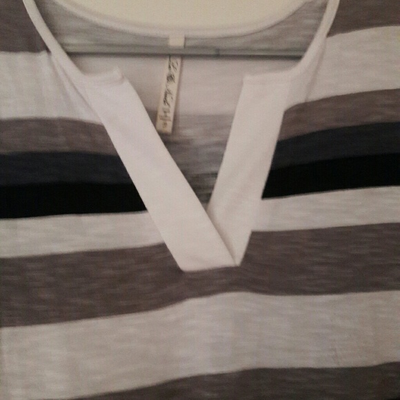 STRIP SHIRT - Picture 3 of 4