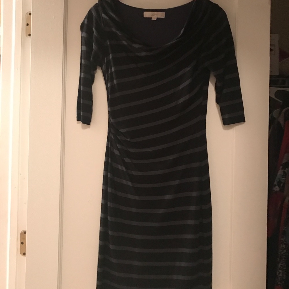 Scoop neck LOFT petit small dress.