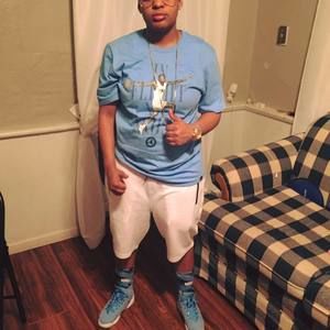 Meet your Posher, Mae