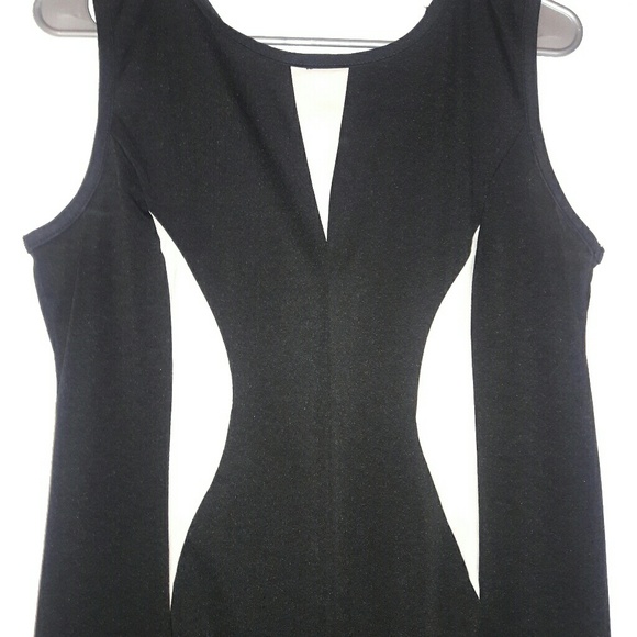 BLACK DRESS - Picture 2 of 4