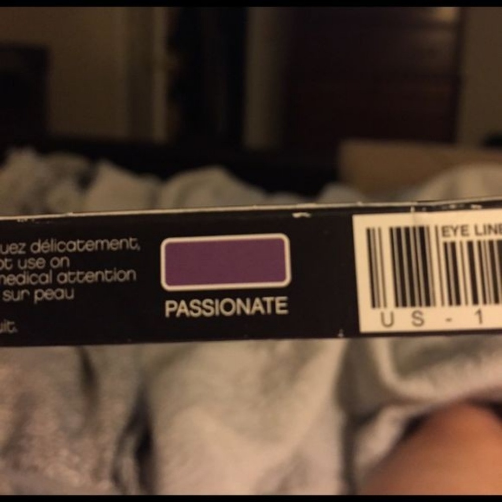 Younique Passionate eyeliner