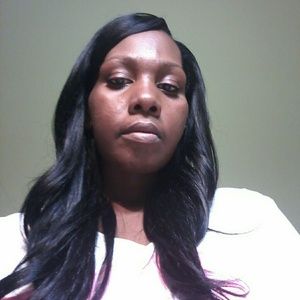 Meet your Posher, Yolanda