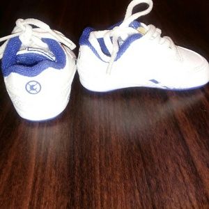 reebok shoe company