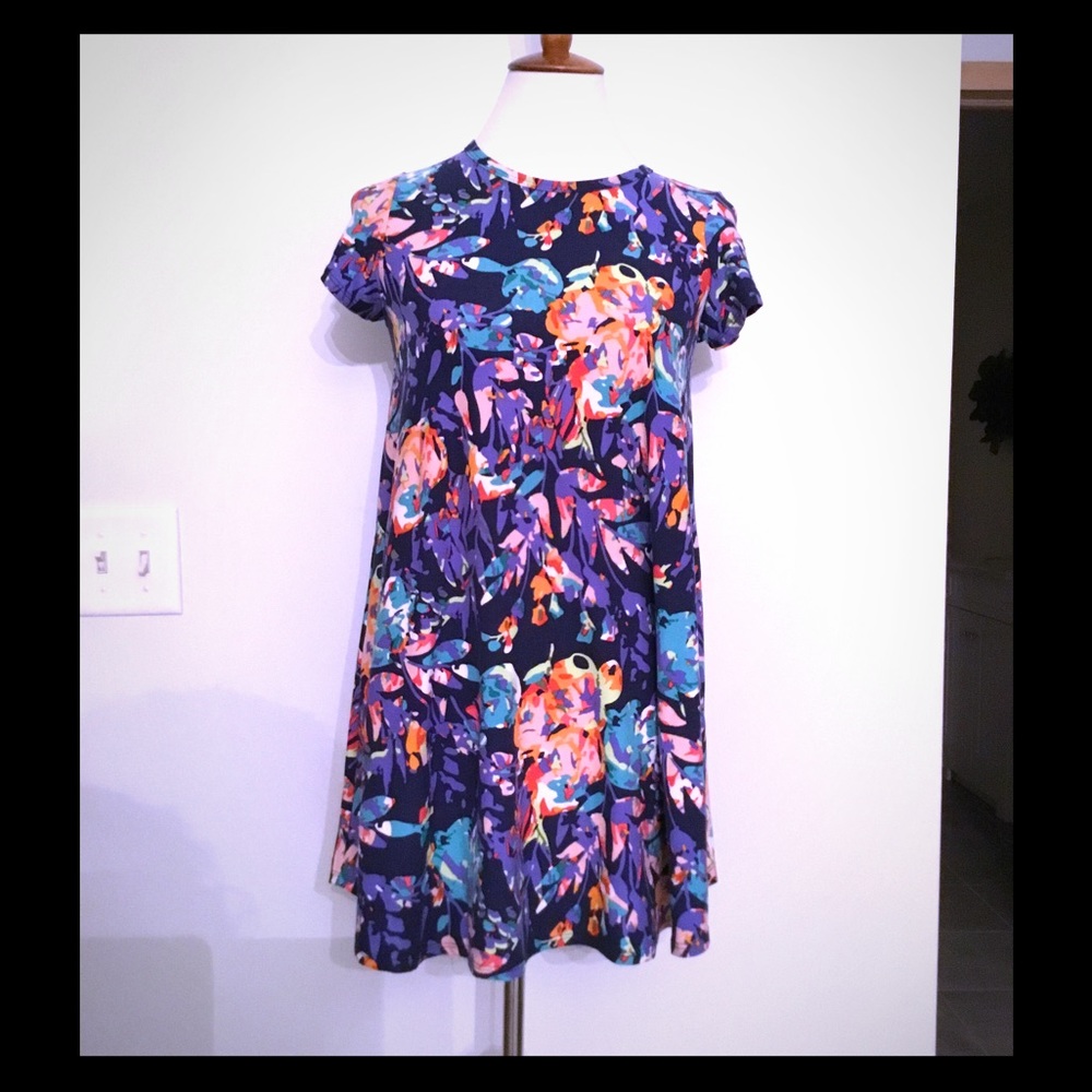 Lularoe Scarlett Floral print size 12 NWT