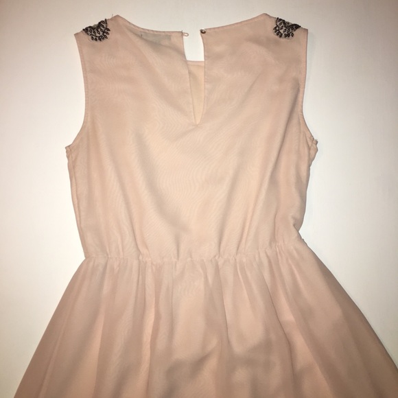 Zara Dress w. Shoulder Detail - Picture 3 of 3
