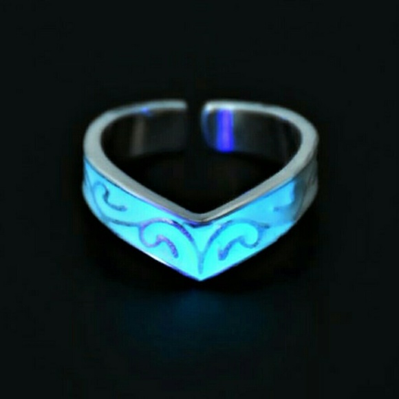 3 PIECE SET, FREE WITH EVERY $25 PURCHASE!! - Picture 2 of 3