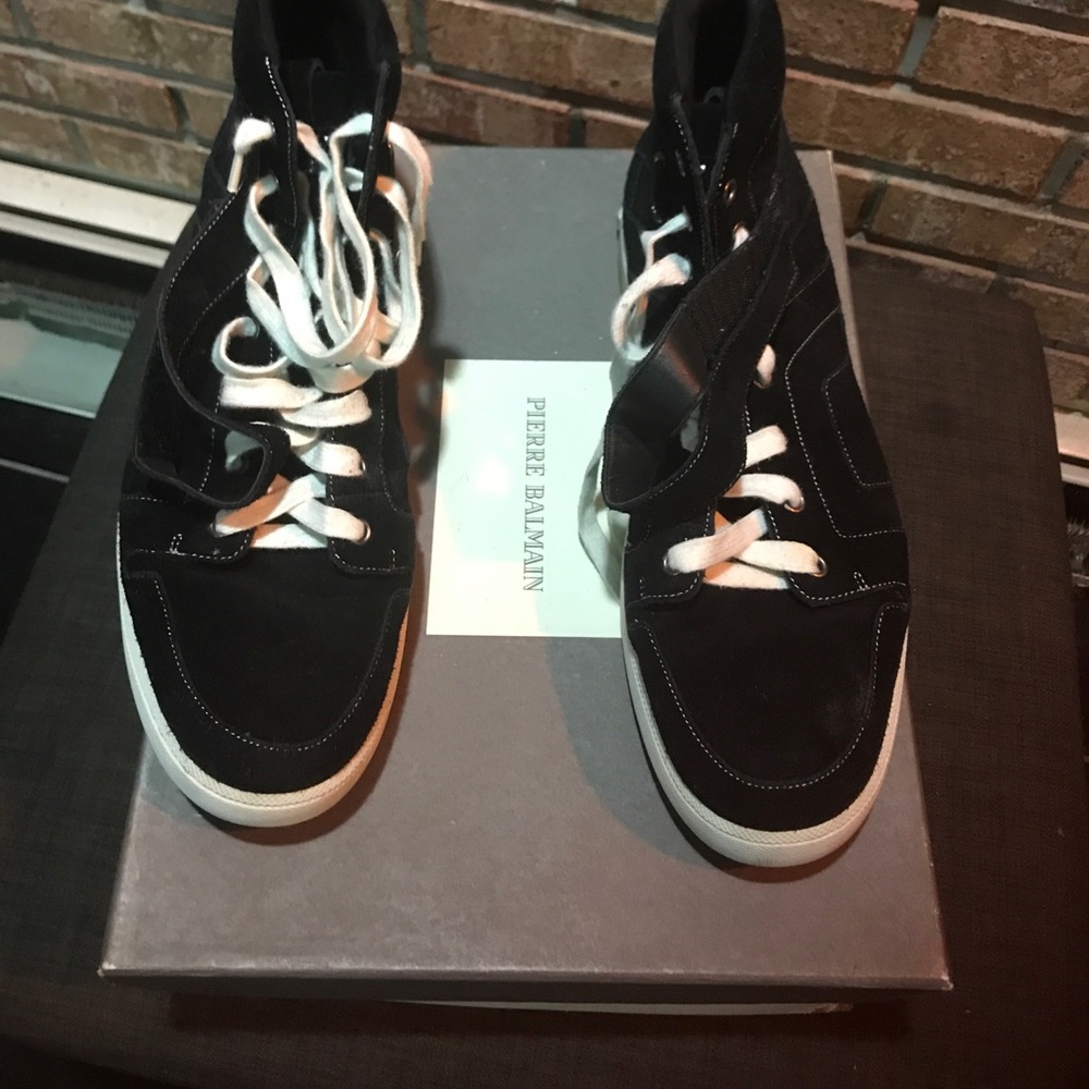Authentic Pierre Balmain high top sneakers