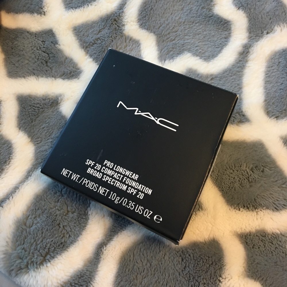MAC - PRO LONGWEAR Foundation (NC35)